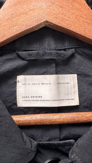 Trench impermeable Zara Negro