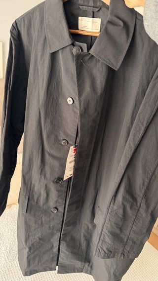 Trench impermeable Zara Negro