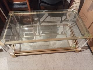 Mesa baja vintage metal dorado y cristal