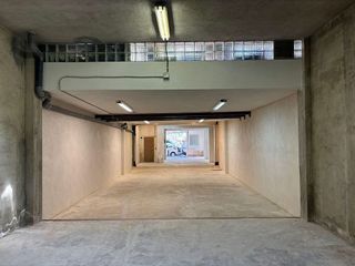 Local comercial en venta en Almeda - El Corte Inglés en Cornellà de Llobregat