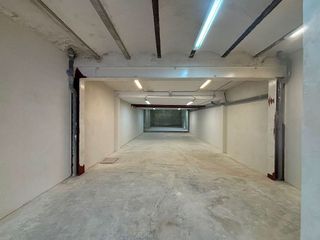 Local comercial en venta en Almeda - El Corte Inglés en Cornellà de Llobregat