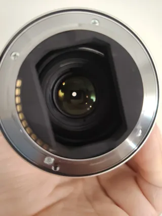 Tamron 28-75mm F/2.8 Di III RXD para Sony