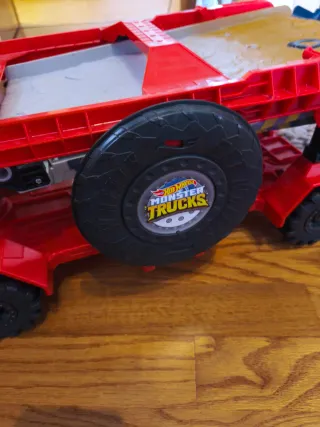 Camión Rampa Monster Truck Hot Wheels