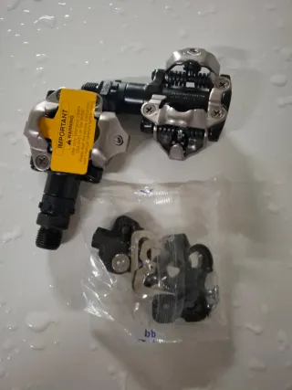 Pedales Shimano M324