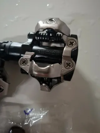 Pedales Shimano M324