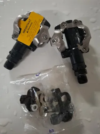 Pedales Shimano M324