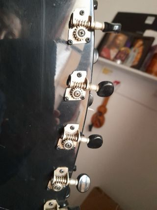 Arpa paraguaya original de 37 cuerdas