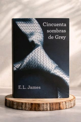 Libro: Cincuenta sombras de Grey de E.L. James