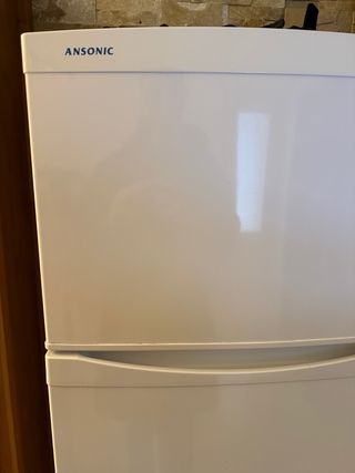 Nevera Ansonic con Congelador
