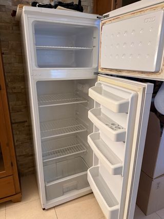 Nevera Ansonic con Congelador