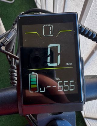 Patinete eléctrico negro