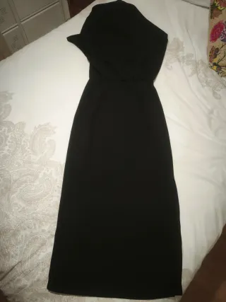 Vestido Zara negro asimétrico falda recta