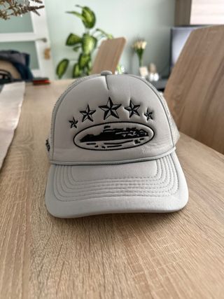 Gorra Corteiz Gris y Negra