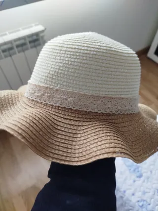 Sombrero de paja para niña