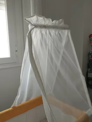 Minicuna Naf Naf sin usar