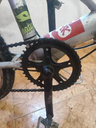 Bicicleta Plegable Giant Plateada