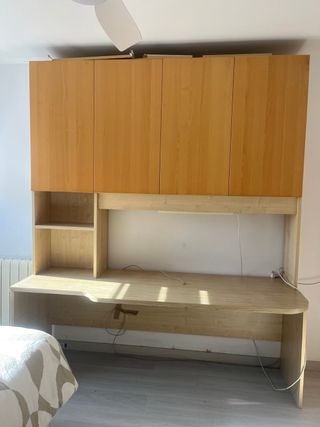 Escritorio de madera de calidad