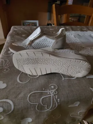 Scarpe comode donna oro/argento