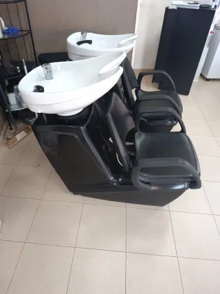 Lavabos de peluquería negros