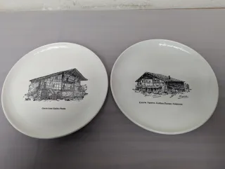 2 Platos Decorativos Caseríos Vascos