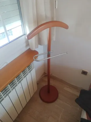 Perchero de pie madera y metal