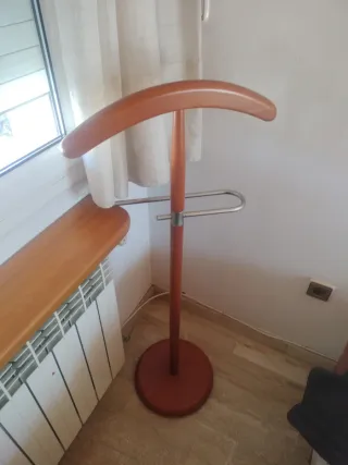 Perchero de pie madera y metal