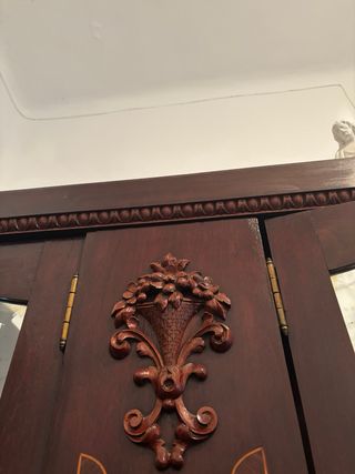 Armario antiguo madera con espejos