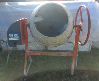 Hormigonera GUY NOEL