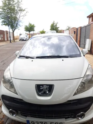 Peugeot 207 2007