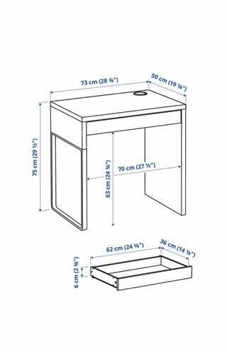 Escritorio blanco en buen estado