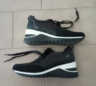 Scarpe donna N 41 nere e bianche