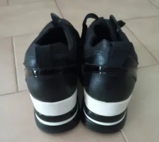 Scarpe donna N 41 nere e bianche