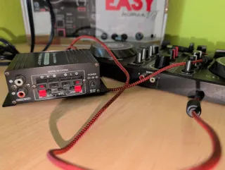 Hercules Djcontrol Inpulse 200 + amplificador