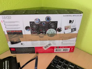 Hercules Djcontrol Inpulse 200 + amplificador