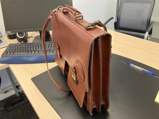 Maletín de piel clásico NUEVO