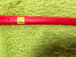 Cortadora de césped eléctrica roja