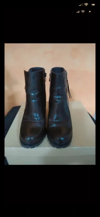 Stivaletti eleganti donna marrone