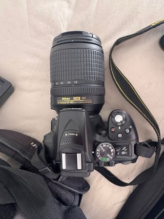 Pack Nikon D5300 + Objetivo VR + Trípode