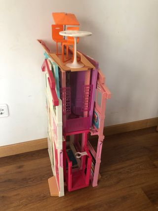 Casa Barbie con accesorios