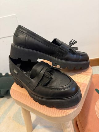 Zapatos Pikolinos negros mujer
