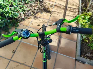 Bicicleta Montaña Niño Negra/Verde