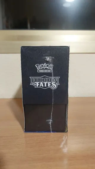 Pokemon Hidden Fates ETB Caja Entrenador Elite