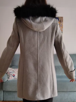 Abrigo premamá y porteo gris