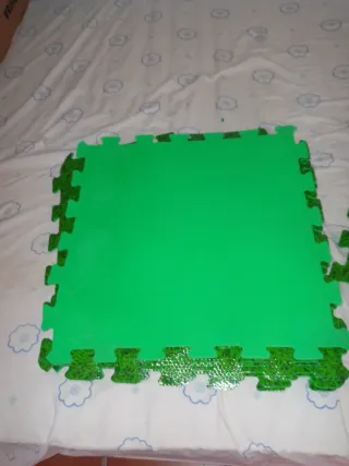 Suelo laminado espuma 50x50