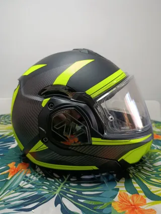 Casco LS2 Advant Negro y Amarillo