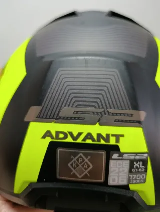 Casco LS2 Advant Negro y Amarillo