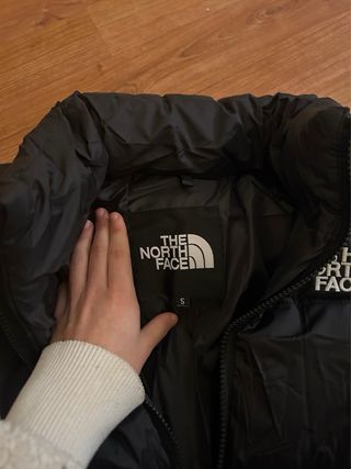 Chaqueta corta The North Face negra