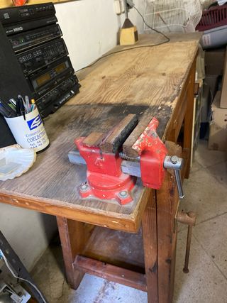 Mesa de trabajo de madera