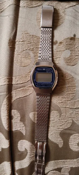 Reloj Orient Digital Vintage Quartz
