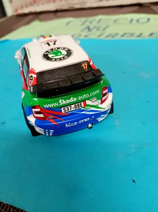 Scalextric Skoda Fabia 1:32 escala